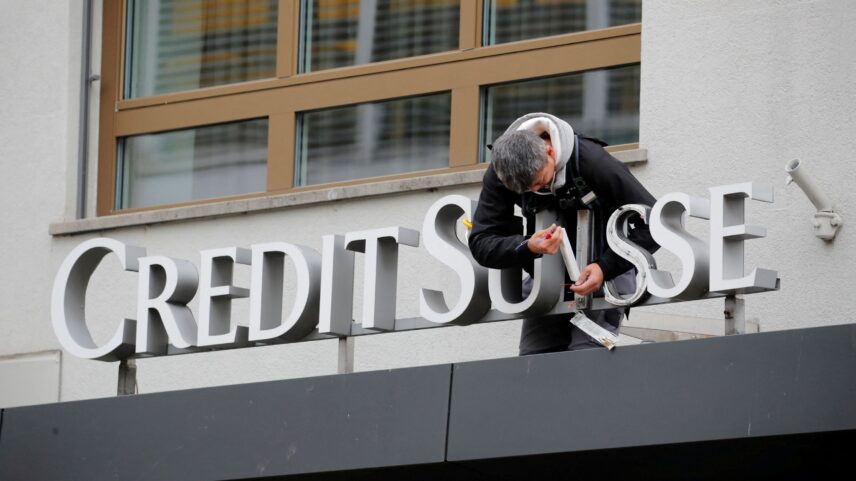 Credit Suisse astub samme usaldusväärsuse taastamiseks.