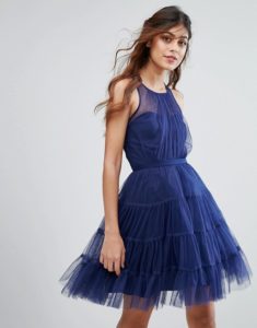 Little Mistress 78,38 € (asos.com)