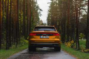 Tagaosa meenutab veidike Lamborghini Urust, mis polegi väga vale võrdlus, arvestades, et omanik on neil markidel sama.