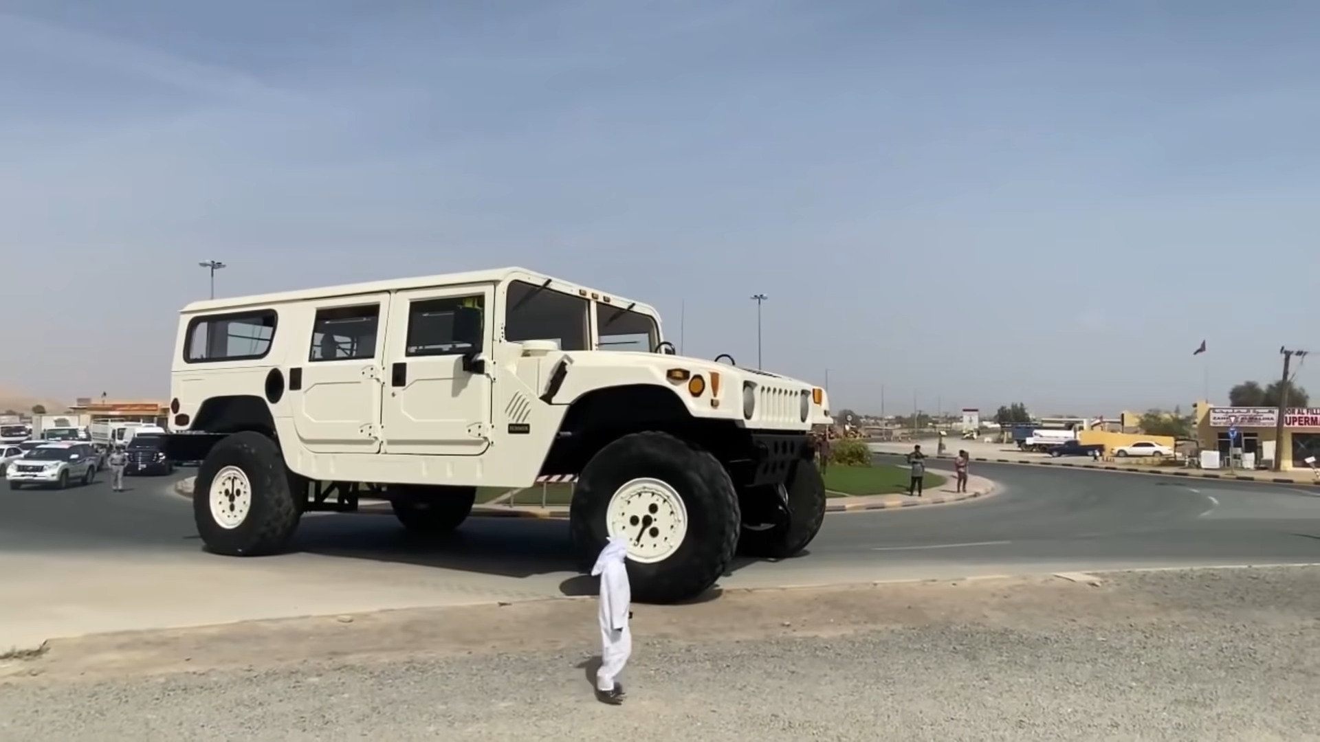 Самый большой Хаммер для арабского шейха