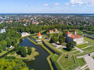 Vaade Kuressaare linnusele. (C) Foto: Depositphotos