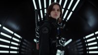 rogue-one-jyn-ersa-geared-up.jpg