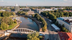 SÜKU rajatakse sõjas hävinud hoonete asemel esialgu ajutisena rajatud parki. Pargi territooriumist pool peab jääma rohelusele. (c) Foto: pressifoto