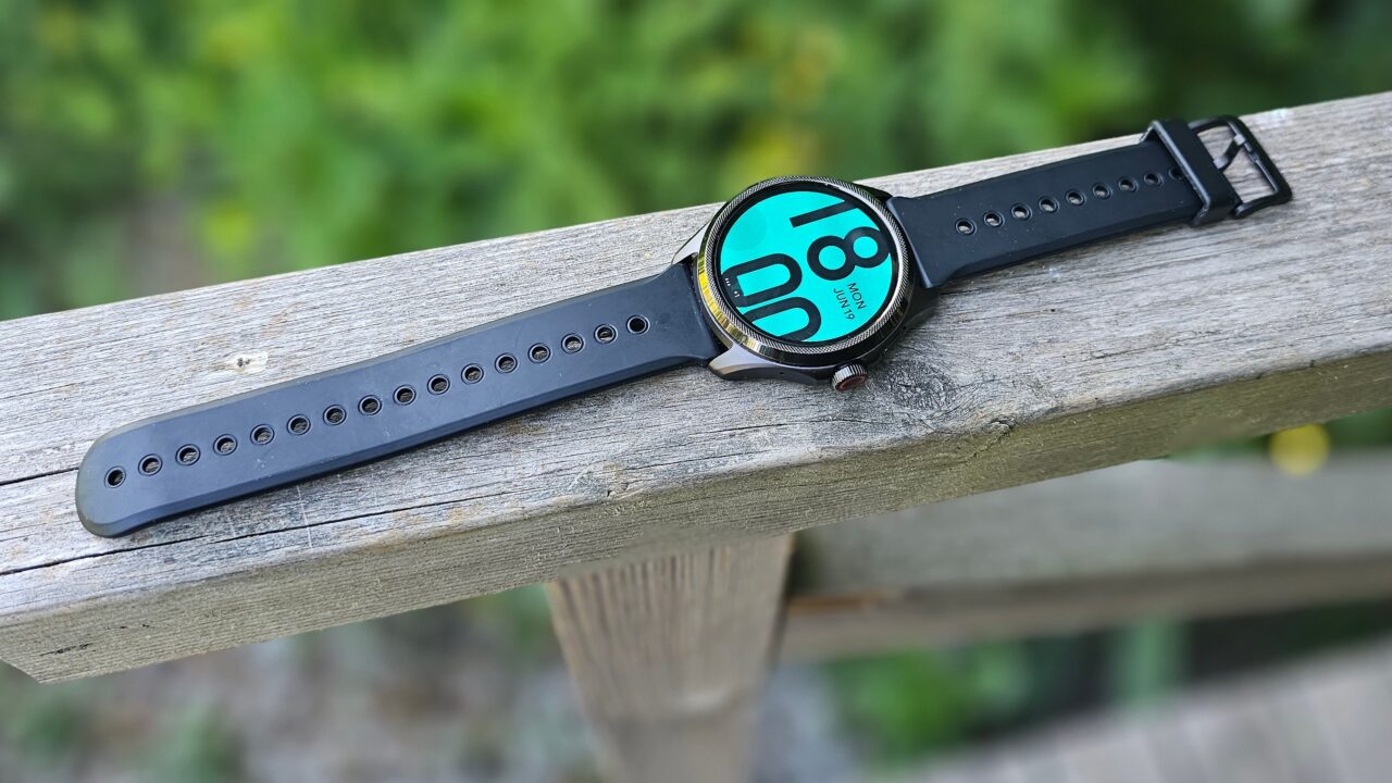 TickWatch 5 Pro